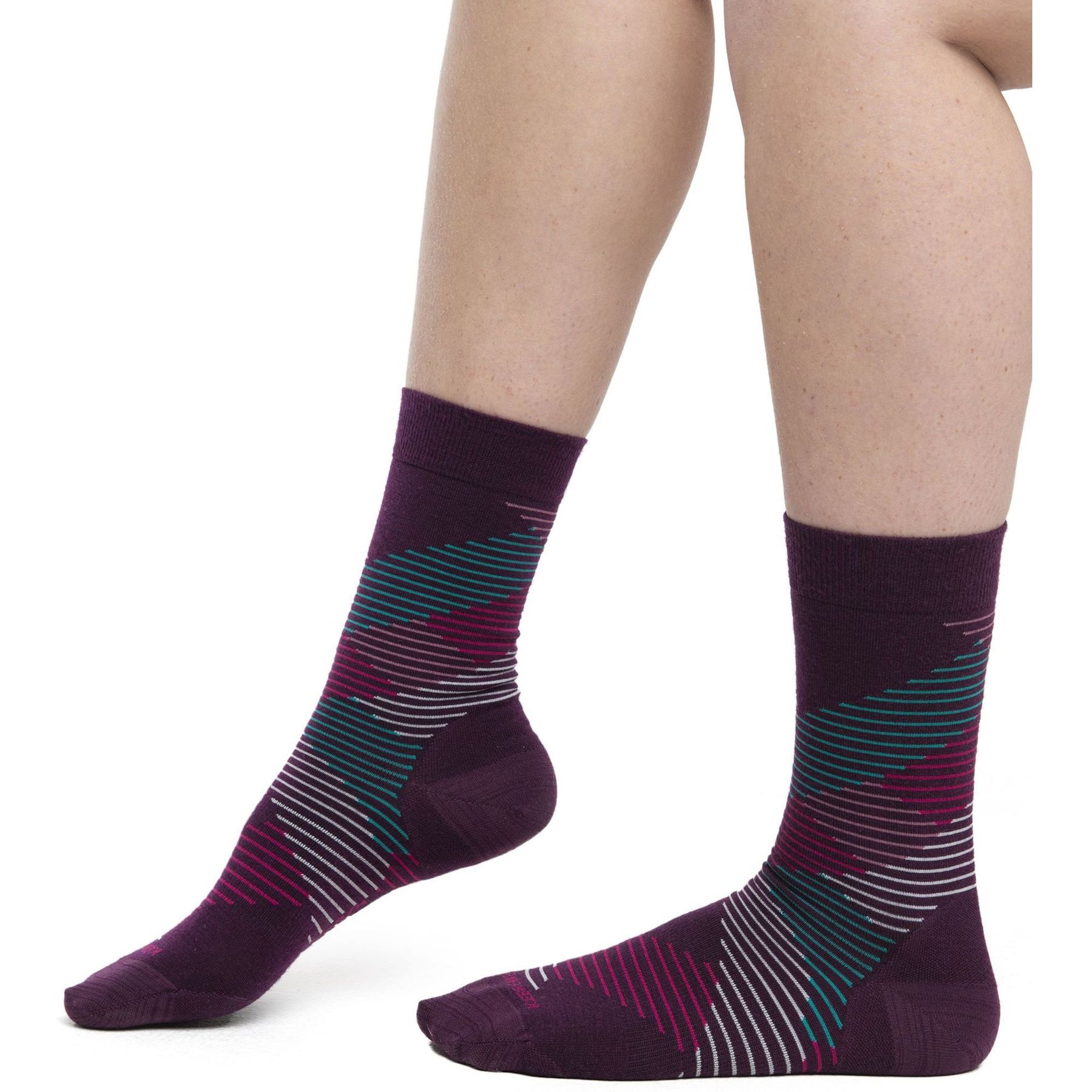 W Lifestyle Fine Gauge Crew Dashes