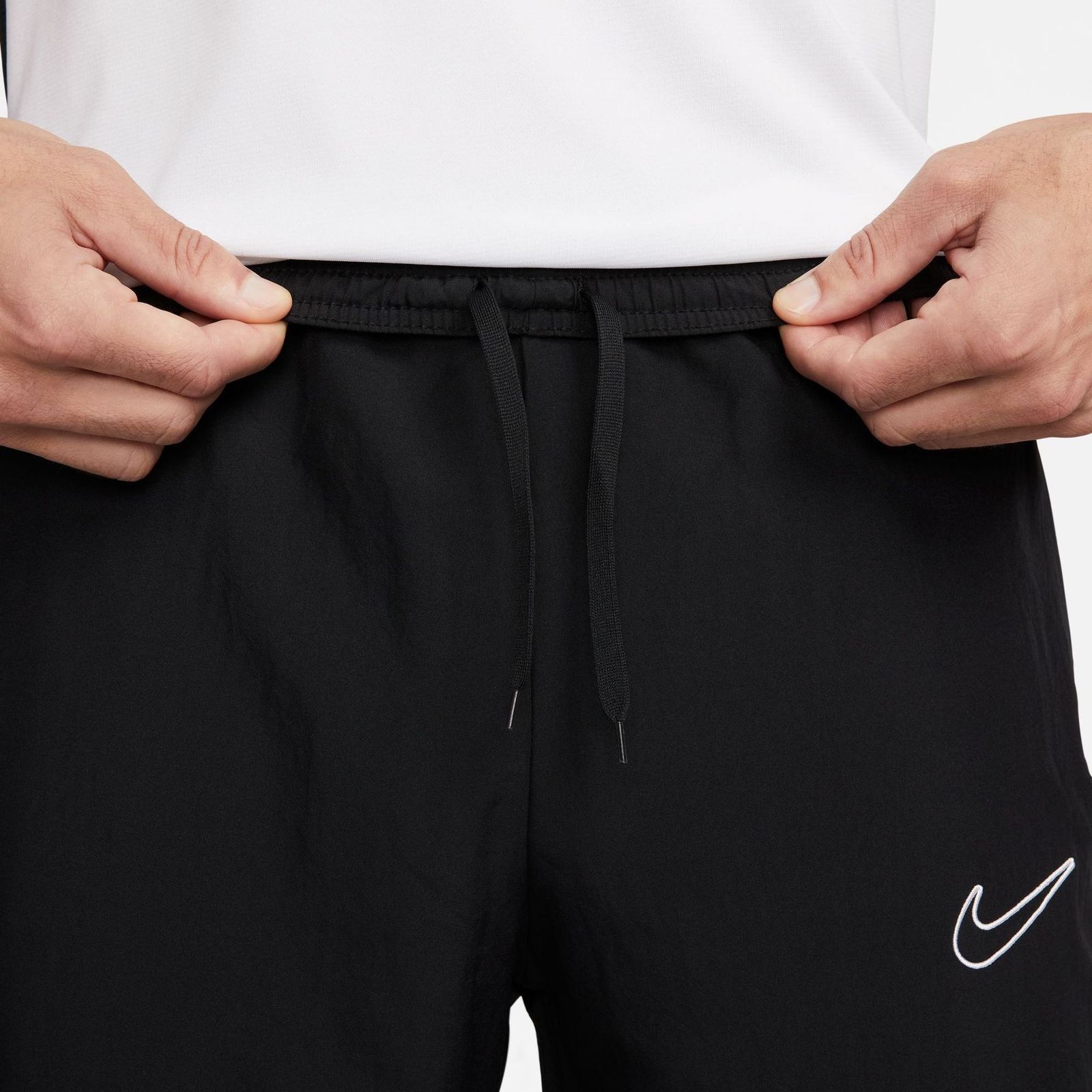 NIKE DRI-FIT ACADEMY MEN\'S WOV