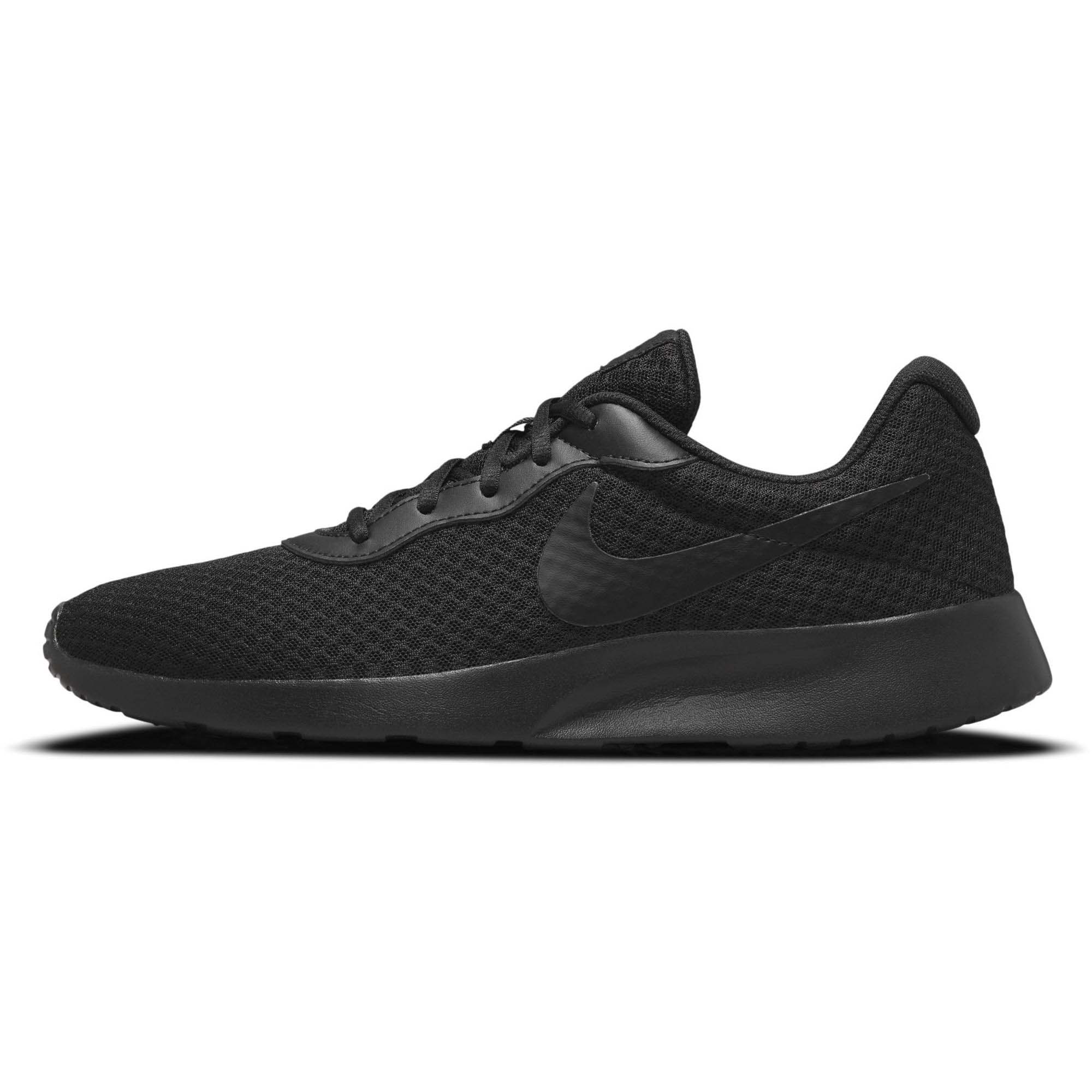 Nike Tanjun