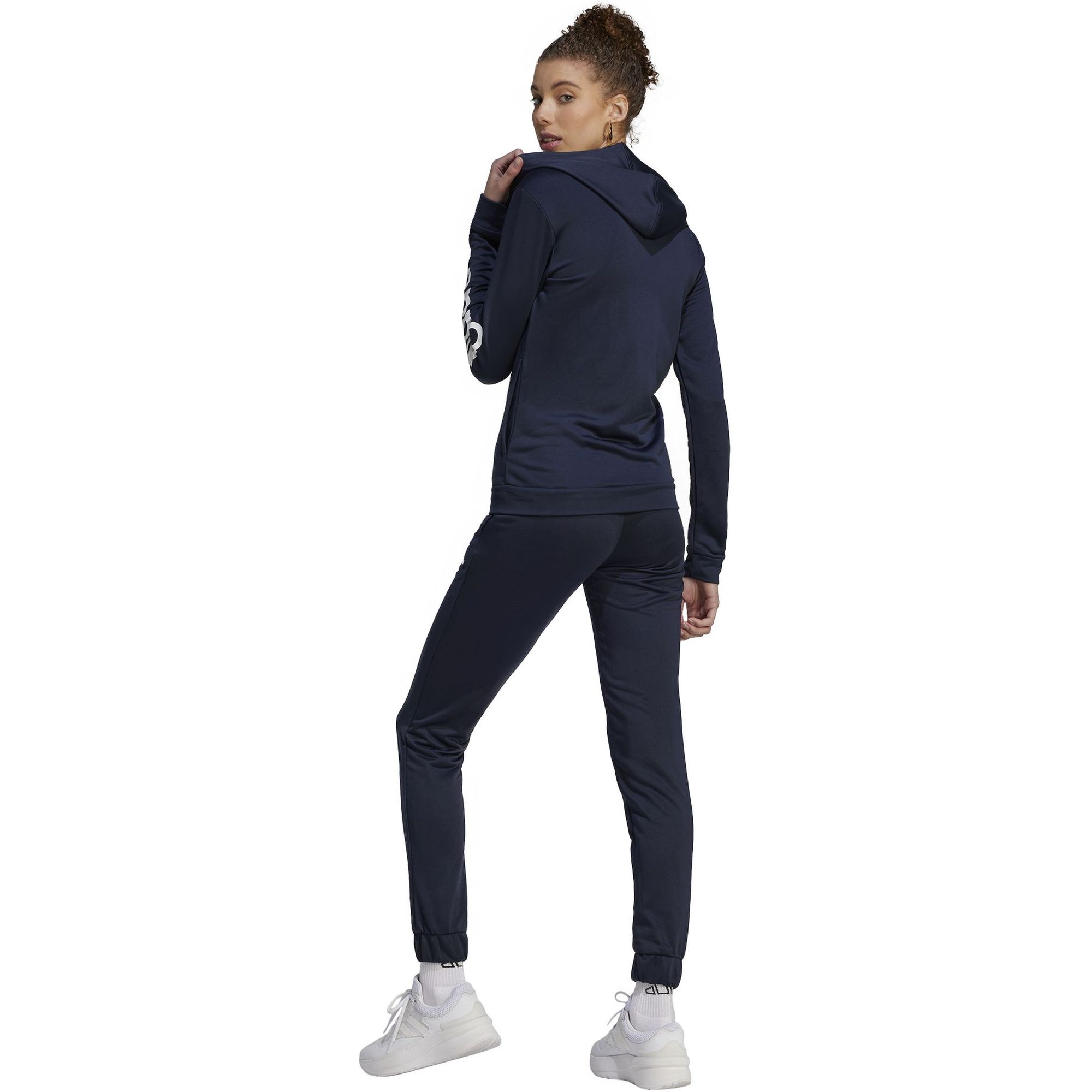 Linear Tracksuit