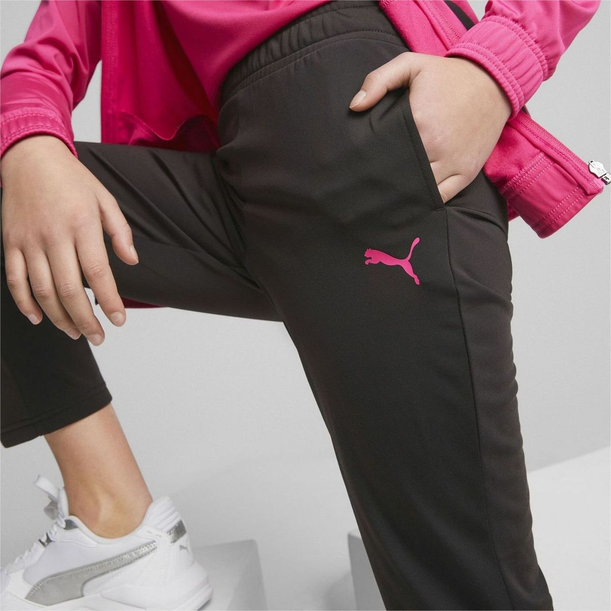 Tricot Suit op G