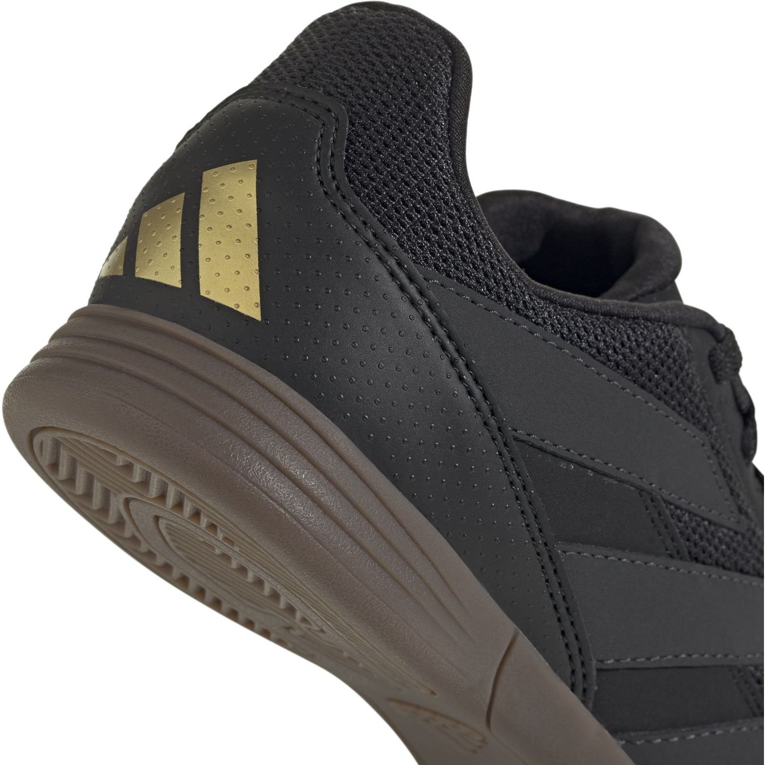 PREDATOR CLUB IN SALA J