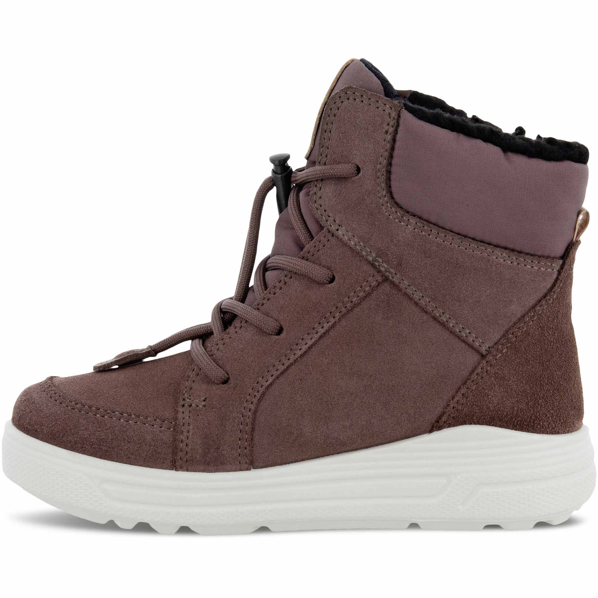 722362 Urban Snowboarder