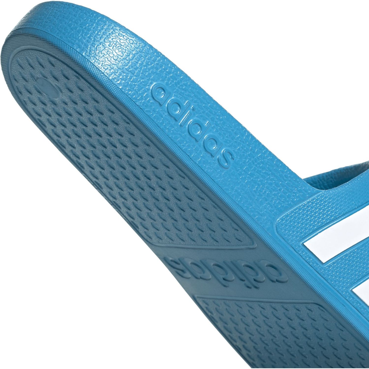 ADILETTE AQUA