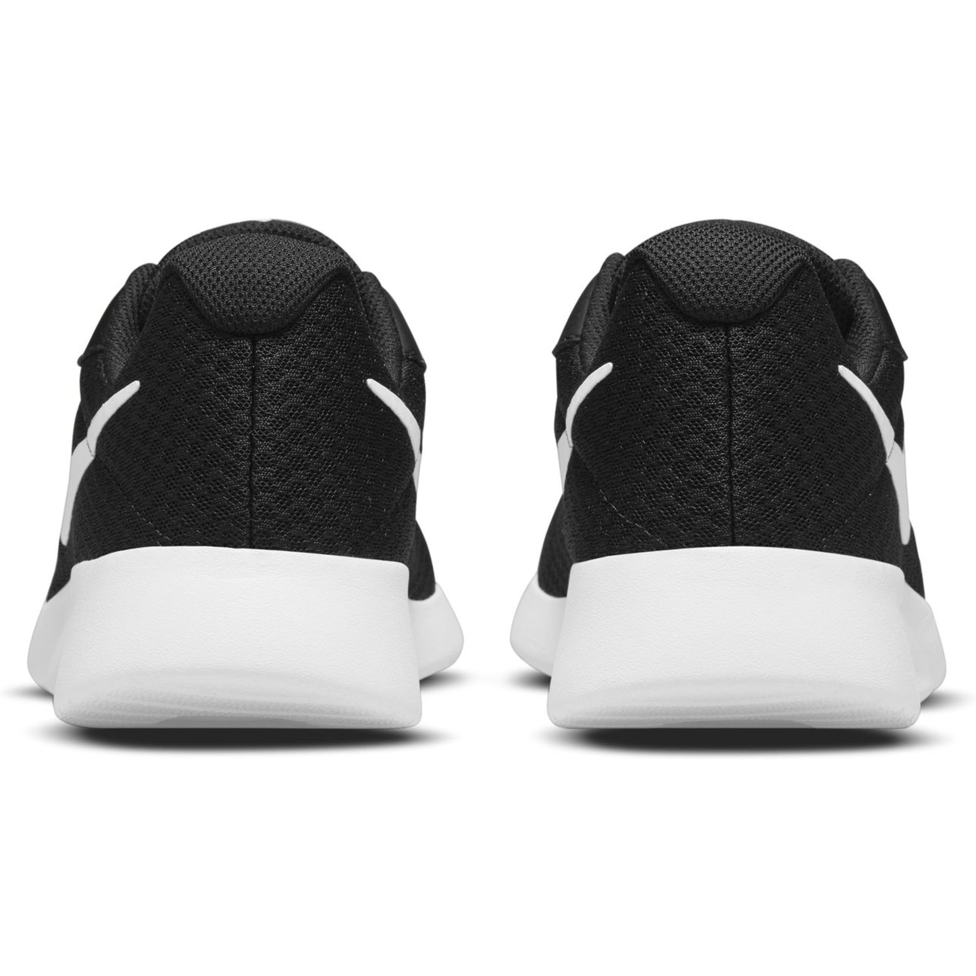 Nike Tanjun