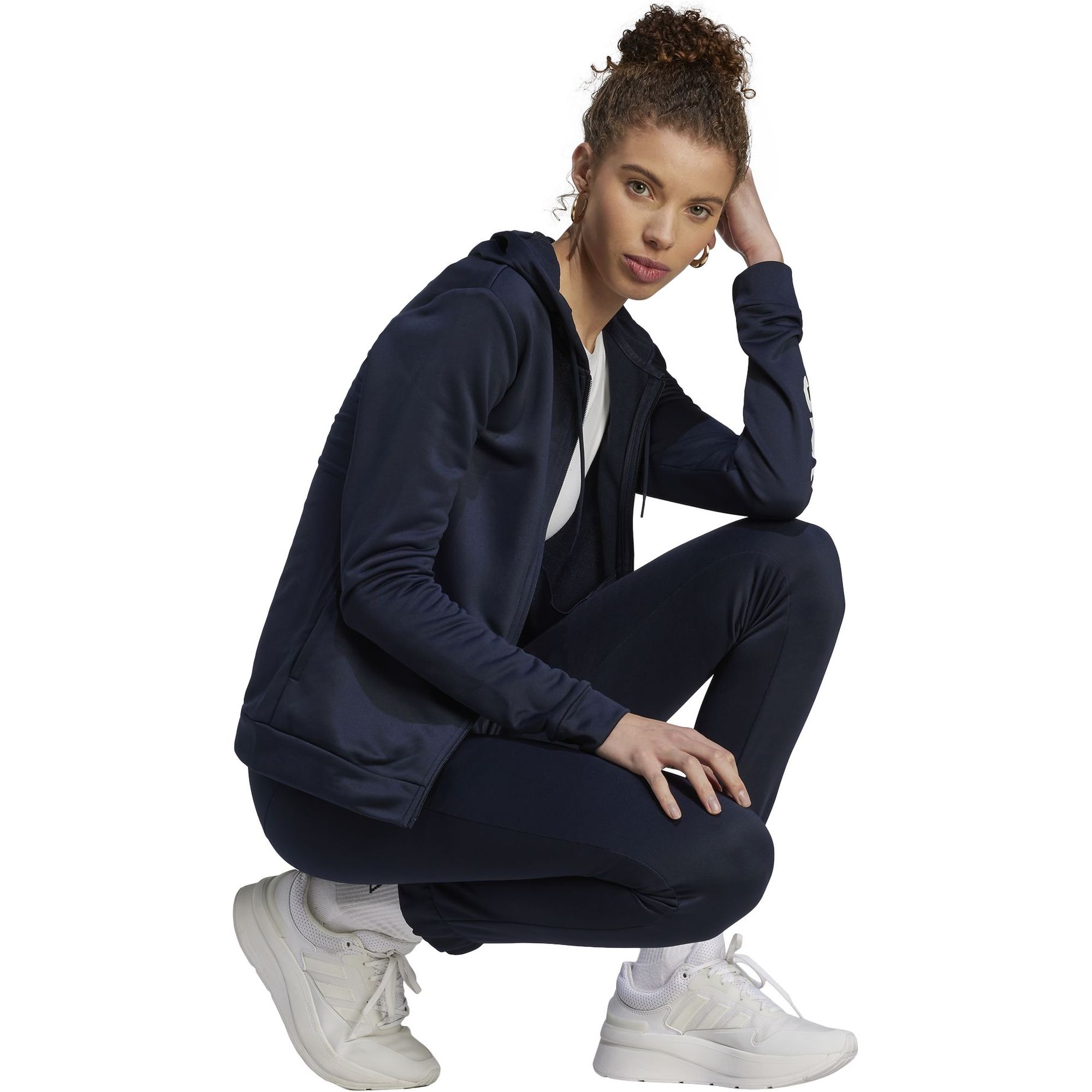 Linear Tracksuit