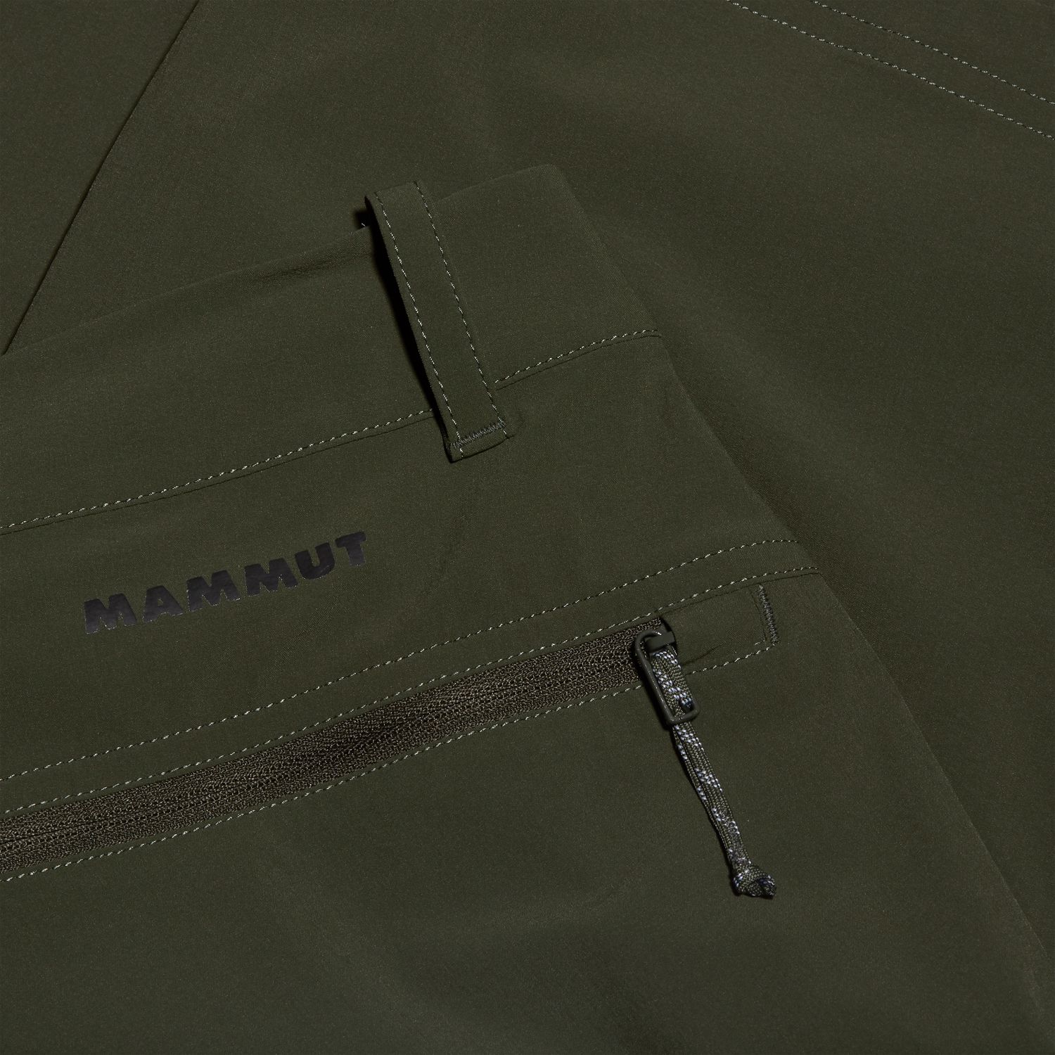 Hiking V Shorts Women