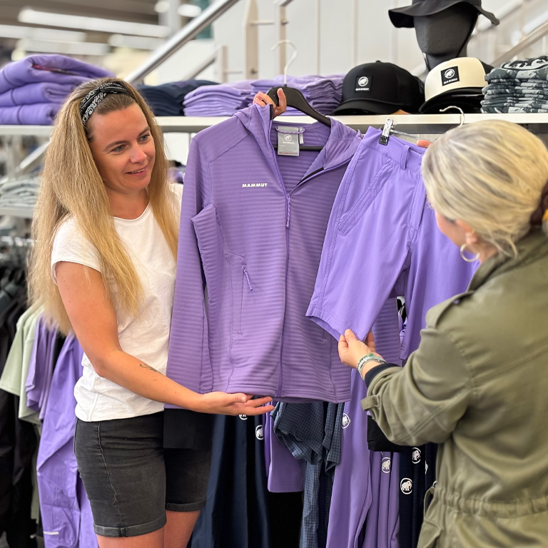 Sportartikel Verk&auml;ufer*in Textil (80-100%)